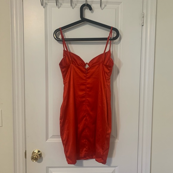 Dahlia cami satin red dress in medium ootdfash - Picture 2 of 7